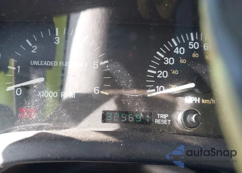 1999 Jeep Cherokee Sport/Classic z USA, uszkodzony, nr VIN 1J4FF68S5XL670012